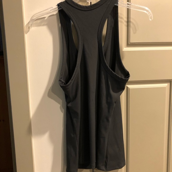 Running Bare Athletic Top, Great for working out! Too small for me! - Picture 3 of 4